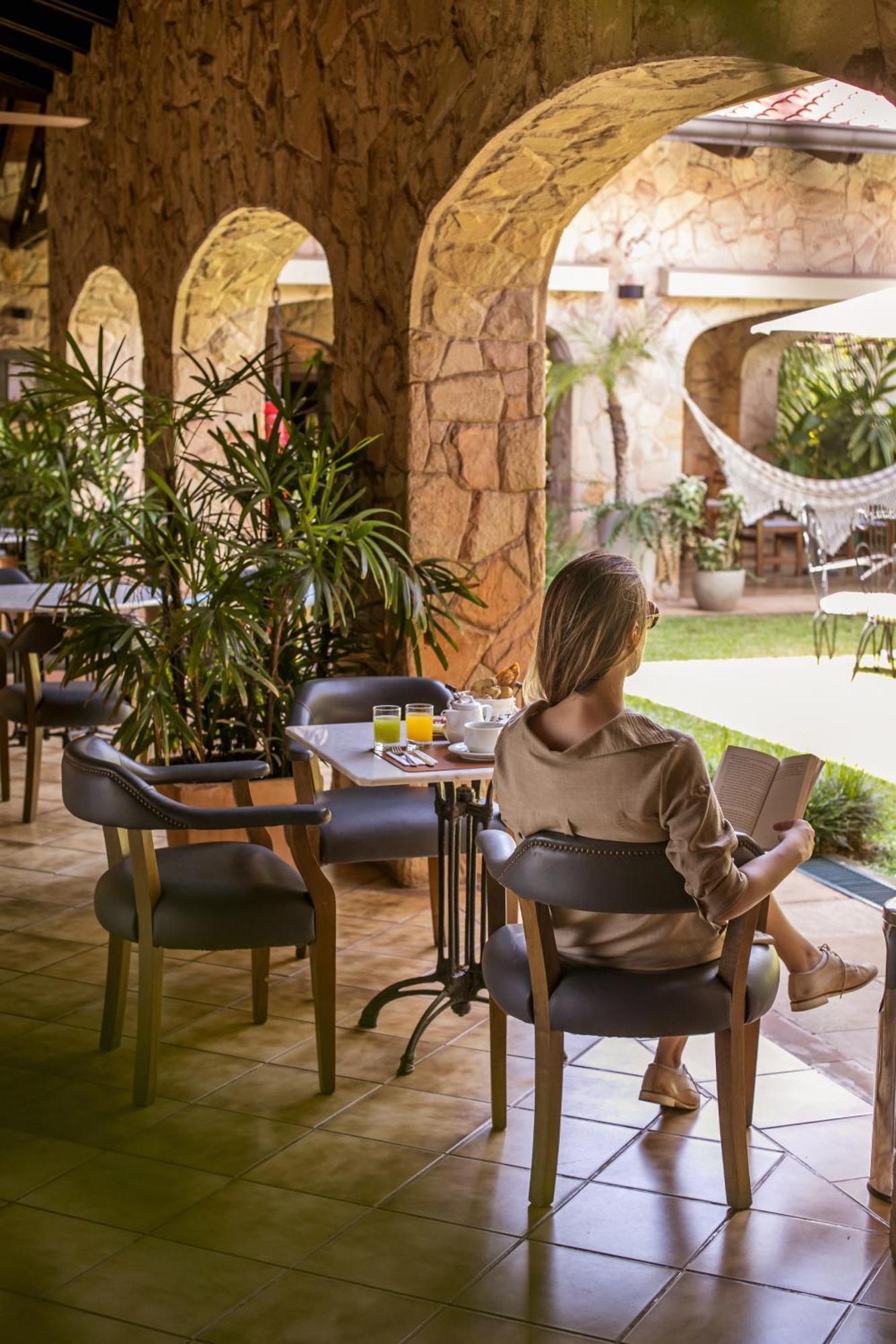 Las Lomas Casa Hotel Asuncion Buitenkant foto