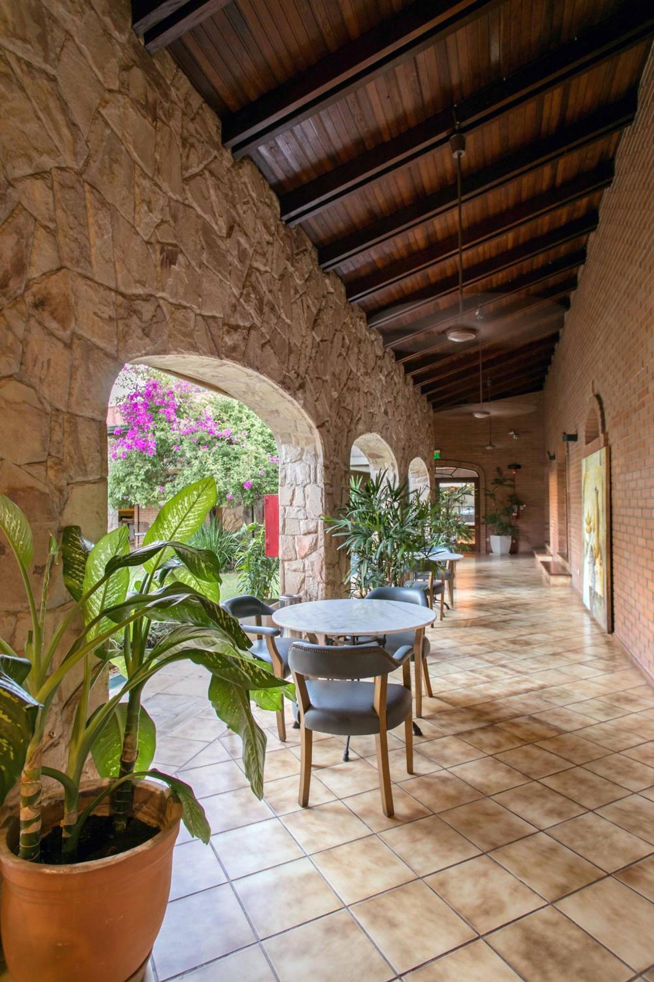 Las Lomas Casa Hotel Asuncion Buitenkant foto